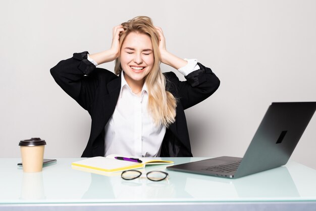 Работа в угрюмом настроении: явление, которое нужно обсуждать