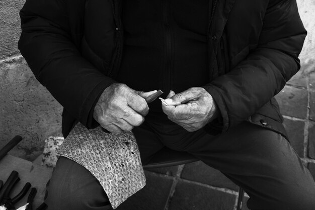 Жадность как причина бедности: влияние мотивации на экономическое положение