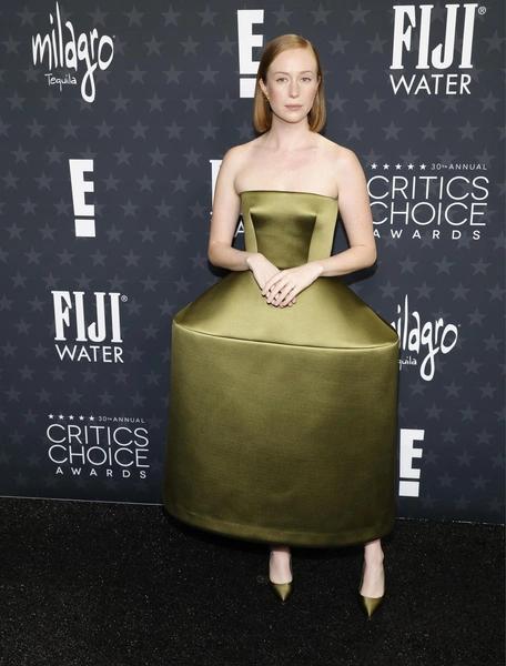 Лучшие и худшие наряды Critics Choice Awards 2025&nbsp;&mdash; голосование Woman.ru